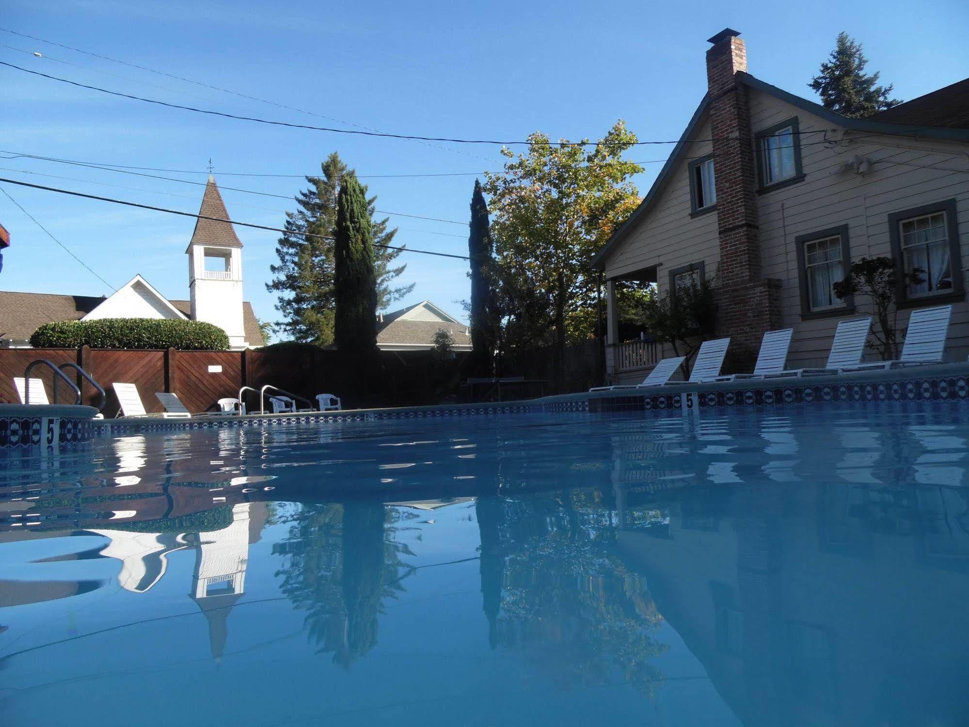 Riverlane Resort Guerneville Esterno foto